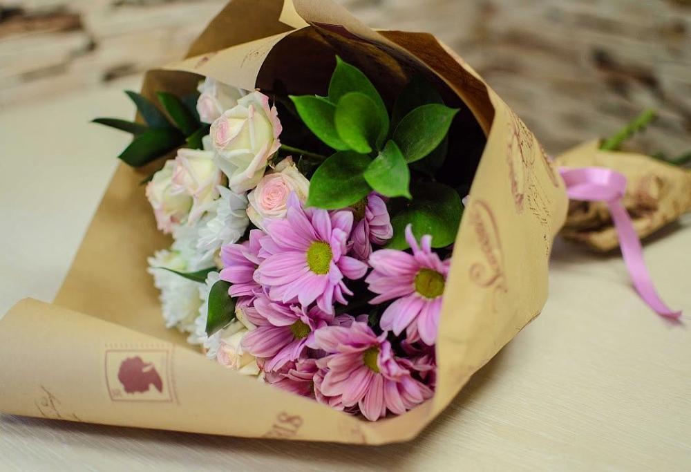 Букет цветов из: Розы и Хризантемы в Ильинское-Хованское