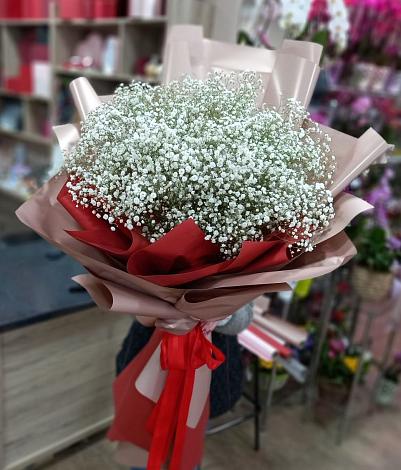 Букет цветов из: Гипсофила в Ильинское-Хованское
