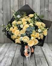 Букет цветов из:  Розы и Лизиантусы в Ильинское-Хованское