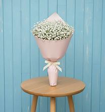 Букет цветов из:  Гипсофила в Ильинское-Хованское