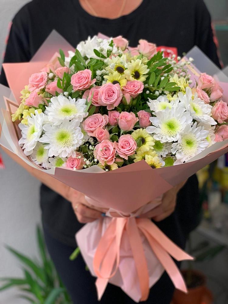 Букет цветов из: Розы и Хризантемы в Ильинское-Хованское