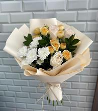 Букет цветов из:  Розы и Хризантемы в Ильинское-Хованское