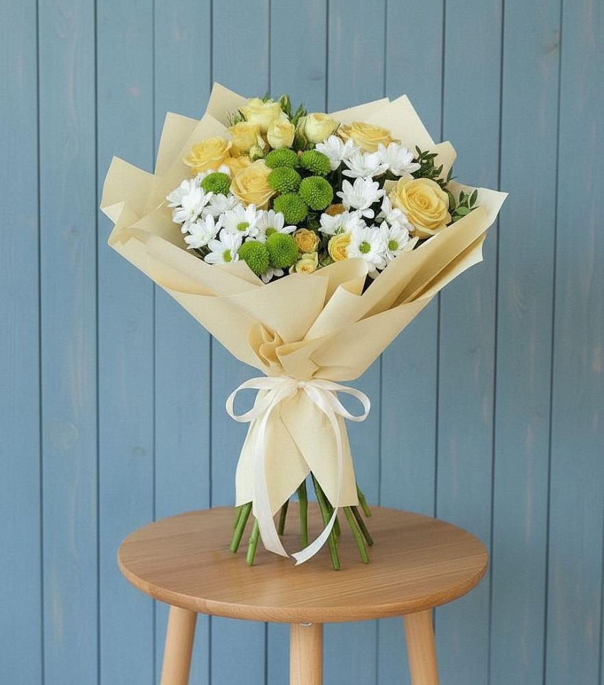 Букет цветов из: Хризантемы и Розы в Ильинское-Хованское