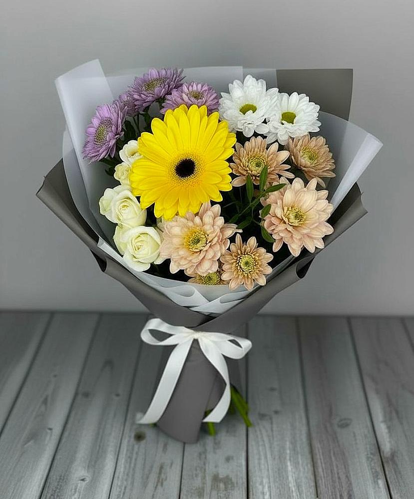 Букет цветов из: Розы, Герберы и Хризантемы в Ильинское-Хованское
