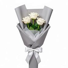Букет 3 белые розы в Ильинское-Хованское