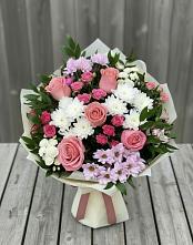 Букет цветов из:  Альстромерии, Гвоздики, Розы и Хризантемы в Ильинское-Хованское