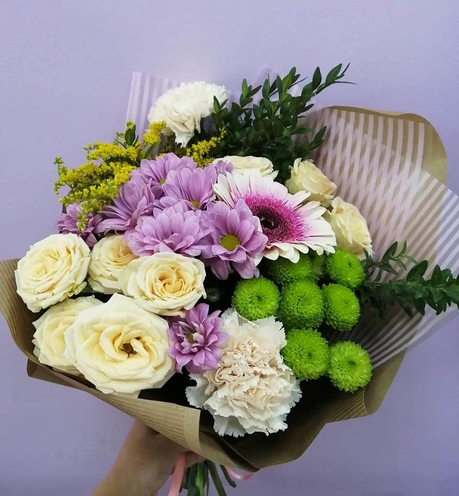 Букет цветов из: Хризантемы, Розы, Гвоздики и Герберы в Ильинское-Хованское