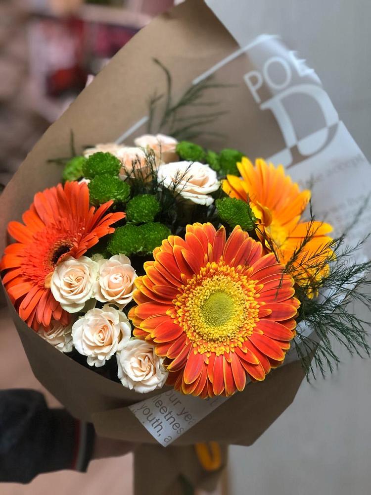 Букет цветов из: Герберы, Хризантемы и Розы в Ильинское-Хованское