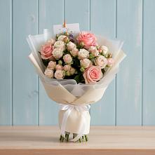 Букет цветов из:  Розы в Ильинское-Хованское