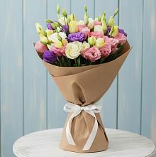 Букет цветов из:  Лизиантусы в Ильинское-Хованское